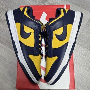 SOLD!!Nike Dunk Michigan